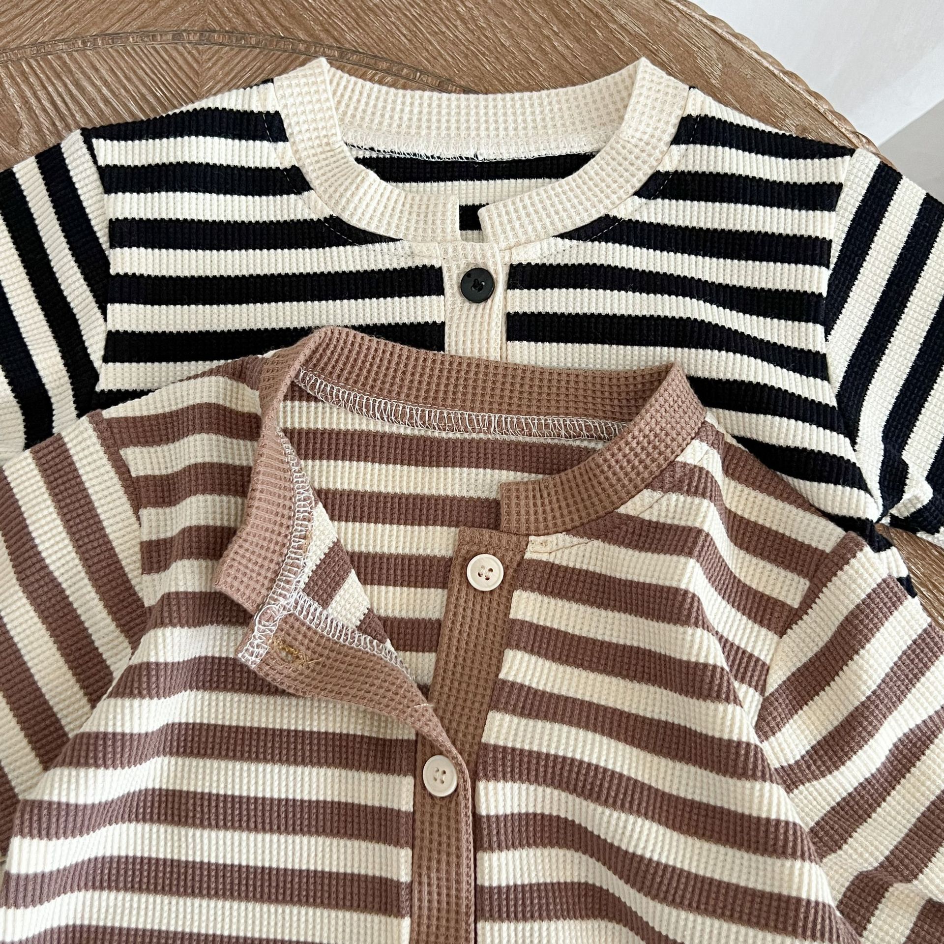 Fashion Stripe Button Cotton Baby Rompers display picture 4