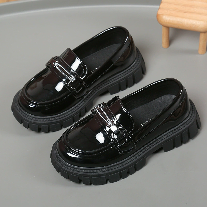 Туфли-лодочки для девочек 2025 Весна Маленькие кожаные туфли для девочек Черные модные слипоны Детские туфли