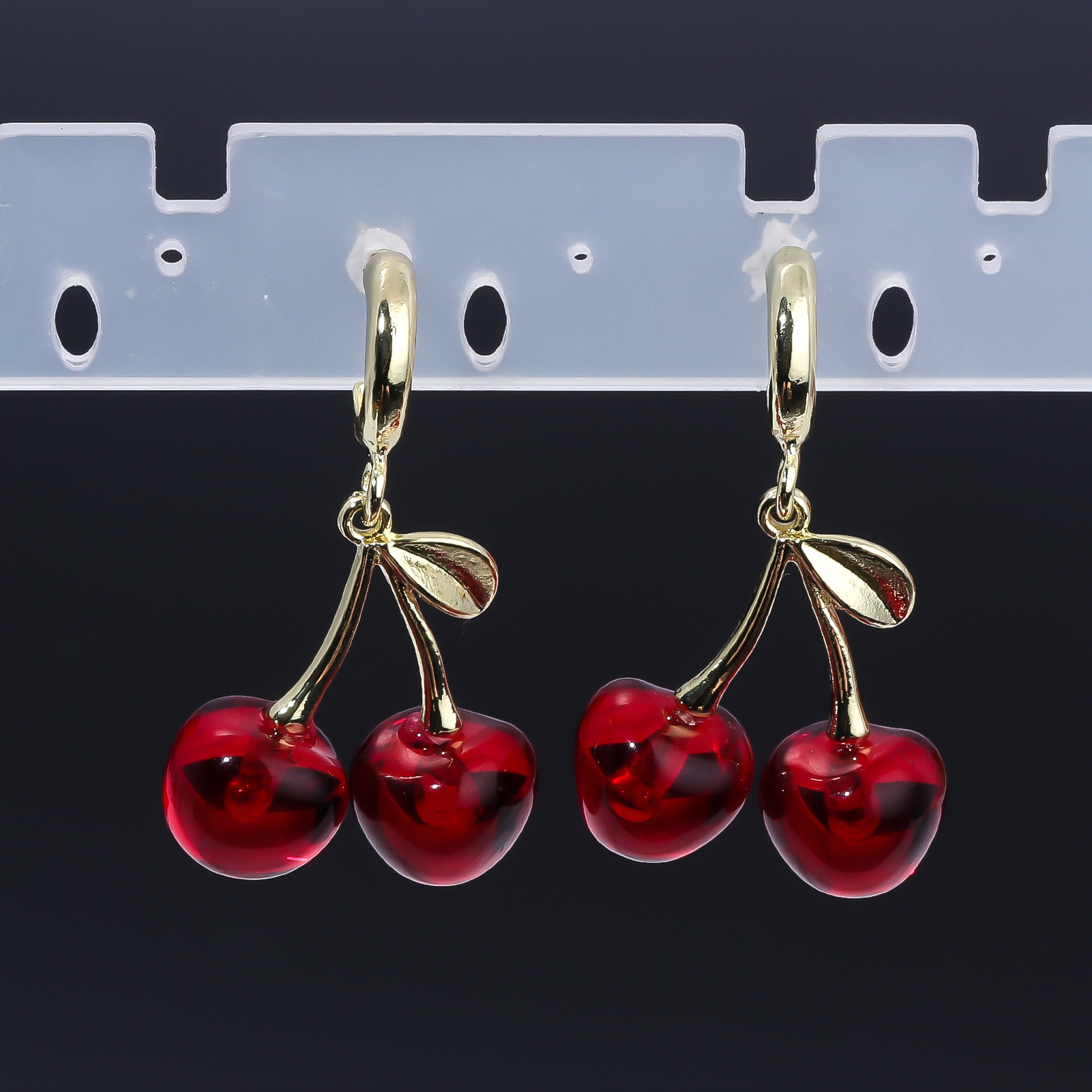 16g Weight Alloy Ear Needle Material Drop Earrings Classification 1 Pair Quantity Casual, Daily Occasion Zinc alloy Material Cherry Pattern Women's Gender Sweet Style 1 Pair Sweet Cherry Zinc Alloy Drop Earrings 12