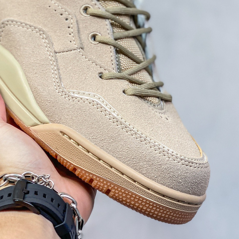 Putian shoes factory direct AJ 23 black and white purple brown men and women retro help basketball shoes a generation of hair Putian shoes factory direct AJ 23 black and white purple brown men and women retro help basketball shoes a generation of hair