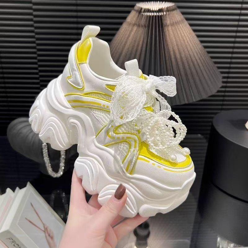 Zapatos de papá para mujeres 2025 primavera nuevos zapatos casuales retro polidos de color multifuncional con suela gruesa aumentando la altura de 6CM zapatos deportivos