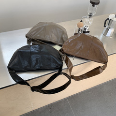 喬戈冬新款大容量斜挎包質感洋氣寬肩帶單肩大包新月包女包牛角包