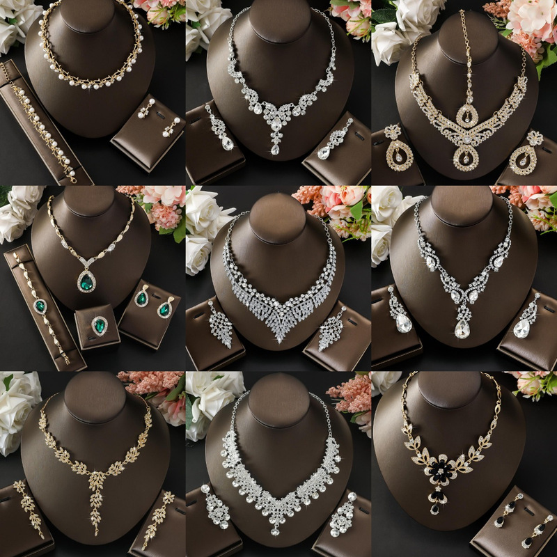 European and American Exaggerated Fashion Jewelry Retro Alloy Diamond Multi-Color Flower Bridal Necklace Earrings Set Dress Accessories