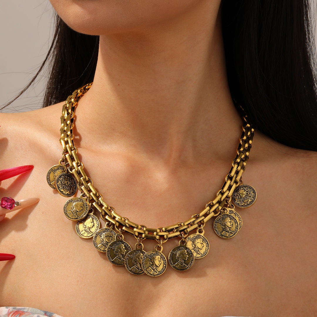 Europa y América estilo metal bronce de lujo atmósfera collar cadena marca de persona única fábrica retro collar transfronterizo