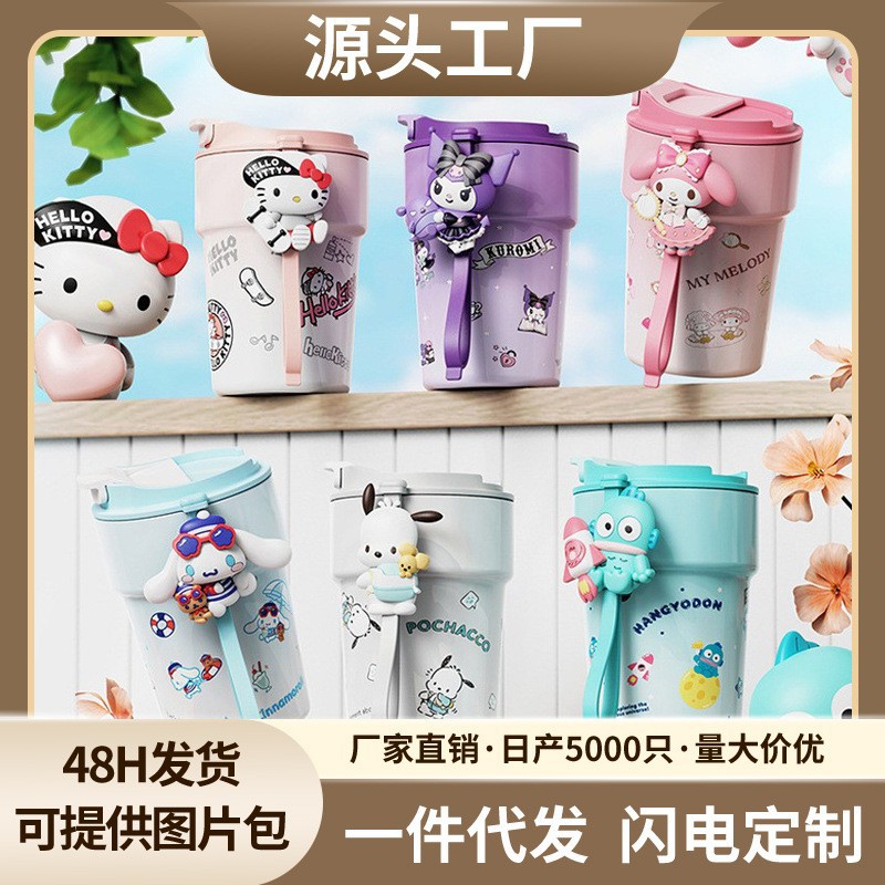 Taza de vacío de café Sanrio Strawberry Bear para niñas nueva taza de agua 2025 taza de acompañamiento de acero inoxidable Buzz Lightyear