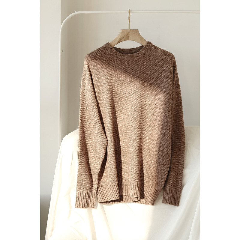 APC winter and spring new men and women mix and match BF loose sweater knitted retro style literary llama velvet pullover