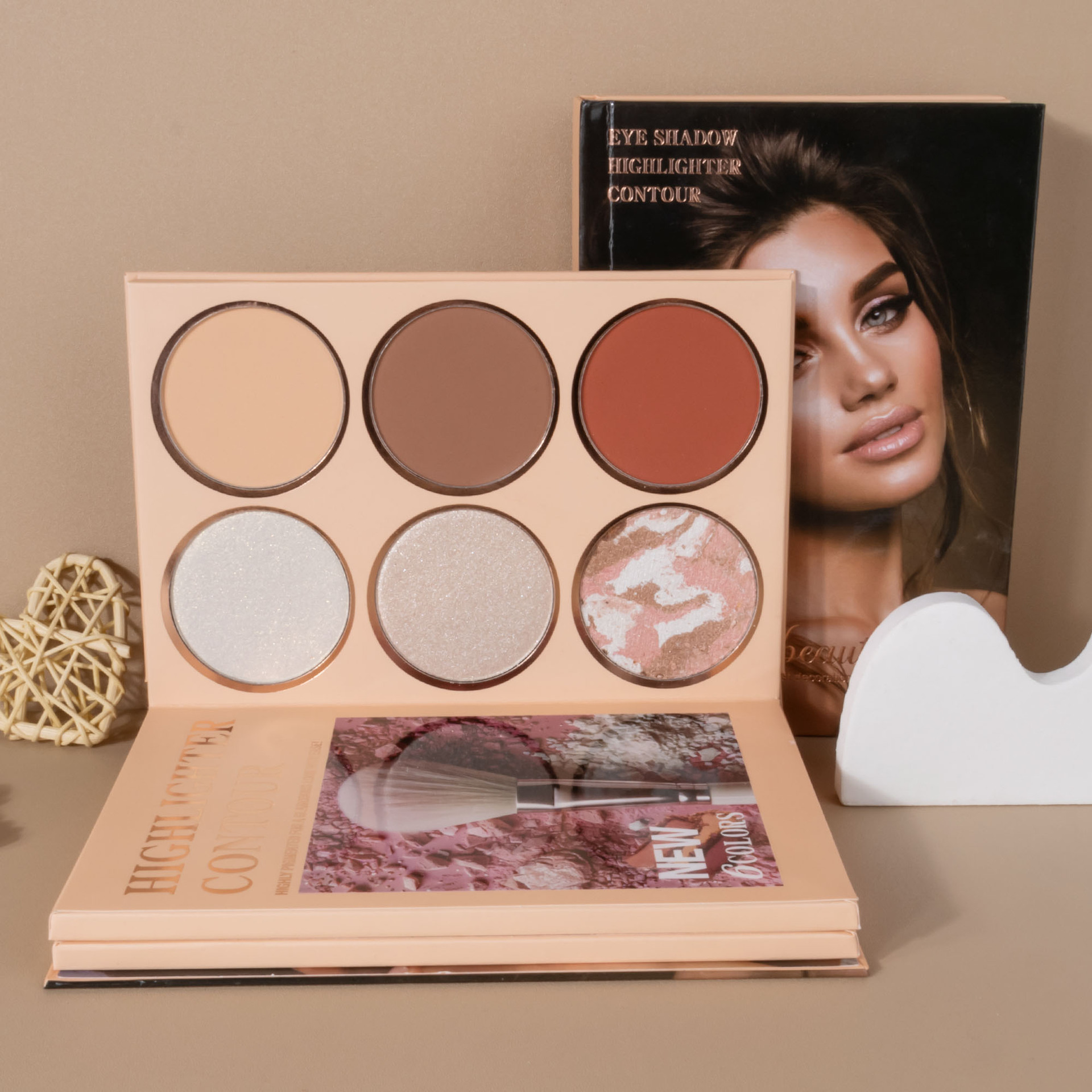 A 54-color cross-border bestseller, 3-page eyeshadow palette, matte pearlescent blush, high-gloss one-piece, easy-to-apply makeup undefined