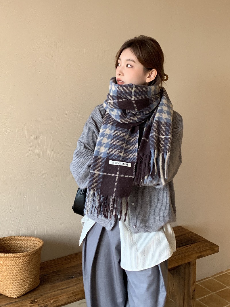 Women's Cashmere Scarf In Retro Blue Thousand Bird Grid Pattern_voghion.com
