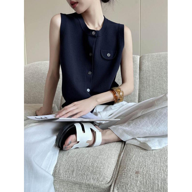 Plnkffn Navy Blue Round Neck Sleeveless Knitted Vest Cardigan for Women Summer 2026 New High-End Slim Fit Top Plnkffn Navy Blue Round Neck Sleeveless Knitted Vest Cardigan for Women Summer 2026 New High-End Slim Fit Top