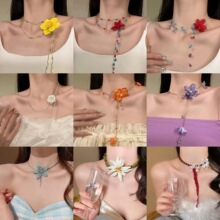 ���Ĵ������ɫ���䴮����������Ů��������С�ڸ߼���ʱ��������
