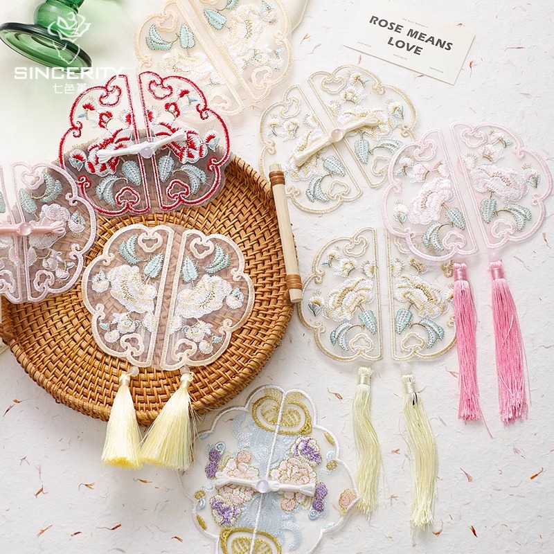 Siete colores, día de la madre, flores florales, bricolaje hecho a mano, nueva pieza de bordado chino, colgante de borla, hebilla de cheongsam de marea nacional