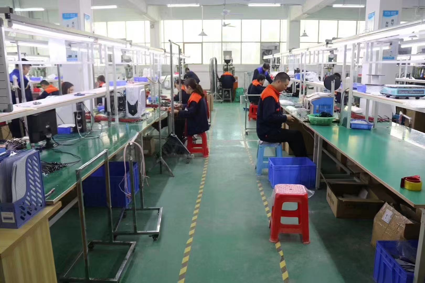 100W Hızlı Şarj Üç İn Bir Veri Kablosu Daralan Üç İşlevli Şarj Kablosu Huawei Android Apple için Özelleştirilebilir LOGO