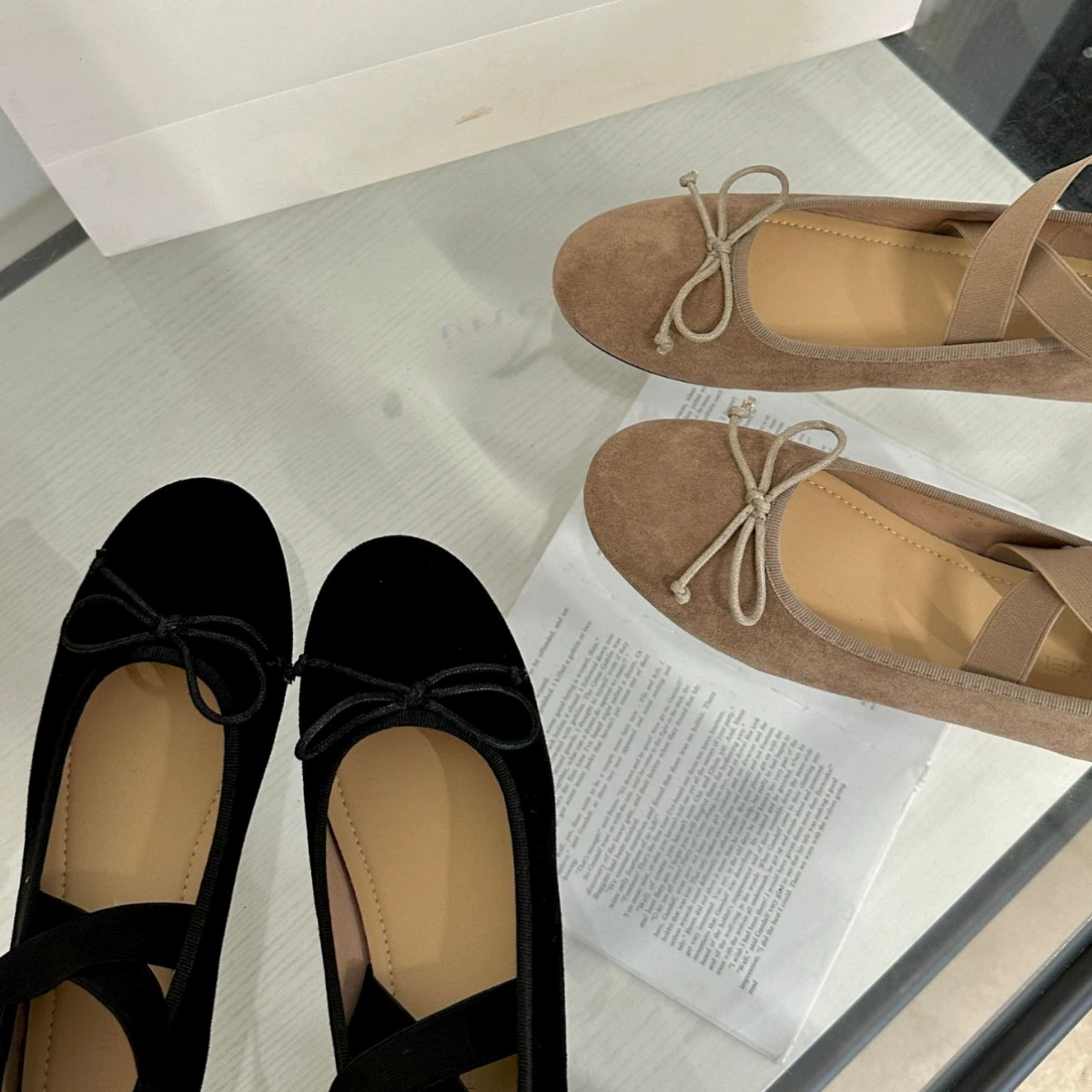 Лук крест-эластичный пояс Мэри Джейн плоская балетная обувь женский 2024 весна и осень новый ретро одиночная обувь женский