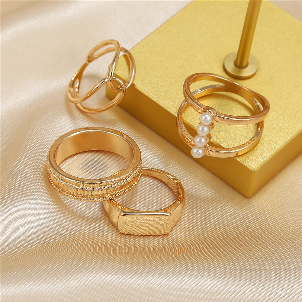 Retro Irregular With Personality Gold Four-piece Ring Female Joint Index Finger Ring Fashion Cross Ring Ring Set display picture 6