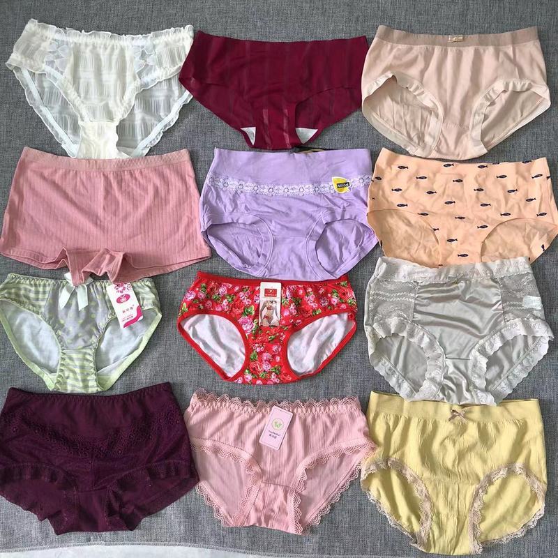 Clearance Stock of Various Styles of Girls' Underwear, Including Cotton, Ice Silk, Lace, Seamless, and Knitted Briefs for Live Sales and Stalls Clearance Stock of Various Styles of Girls' Underwear, Including Cotton, Ice Silk, Lace, Seamless, and Knitted Briefs for Live Sales and Stalls