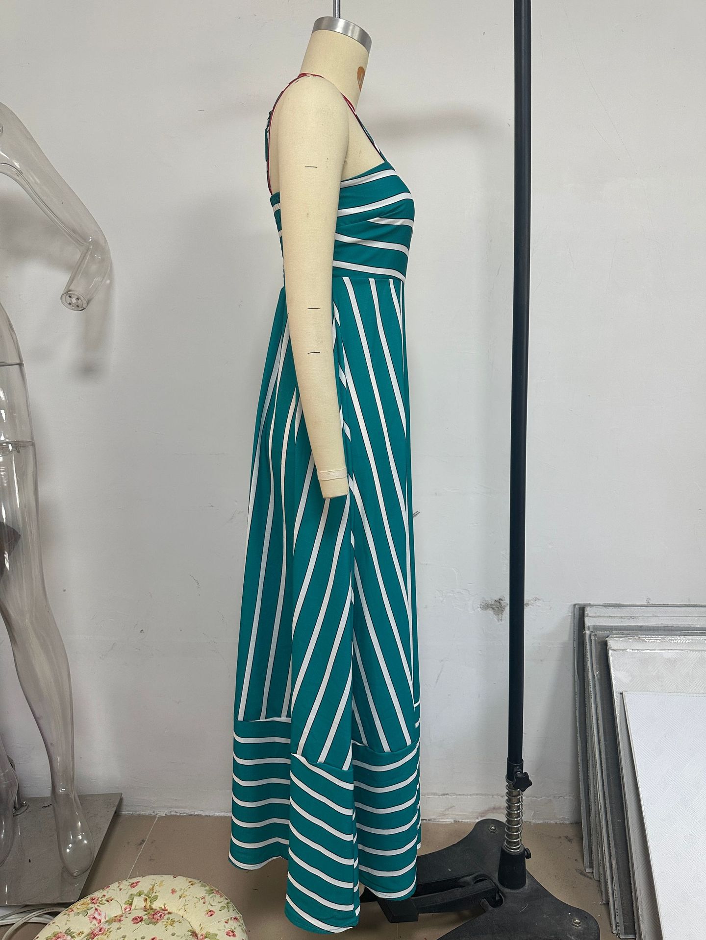 Simple Striped Spaghetti Straps Backless Swing Fresh Air Dress