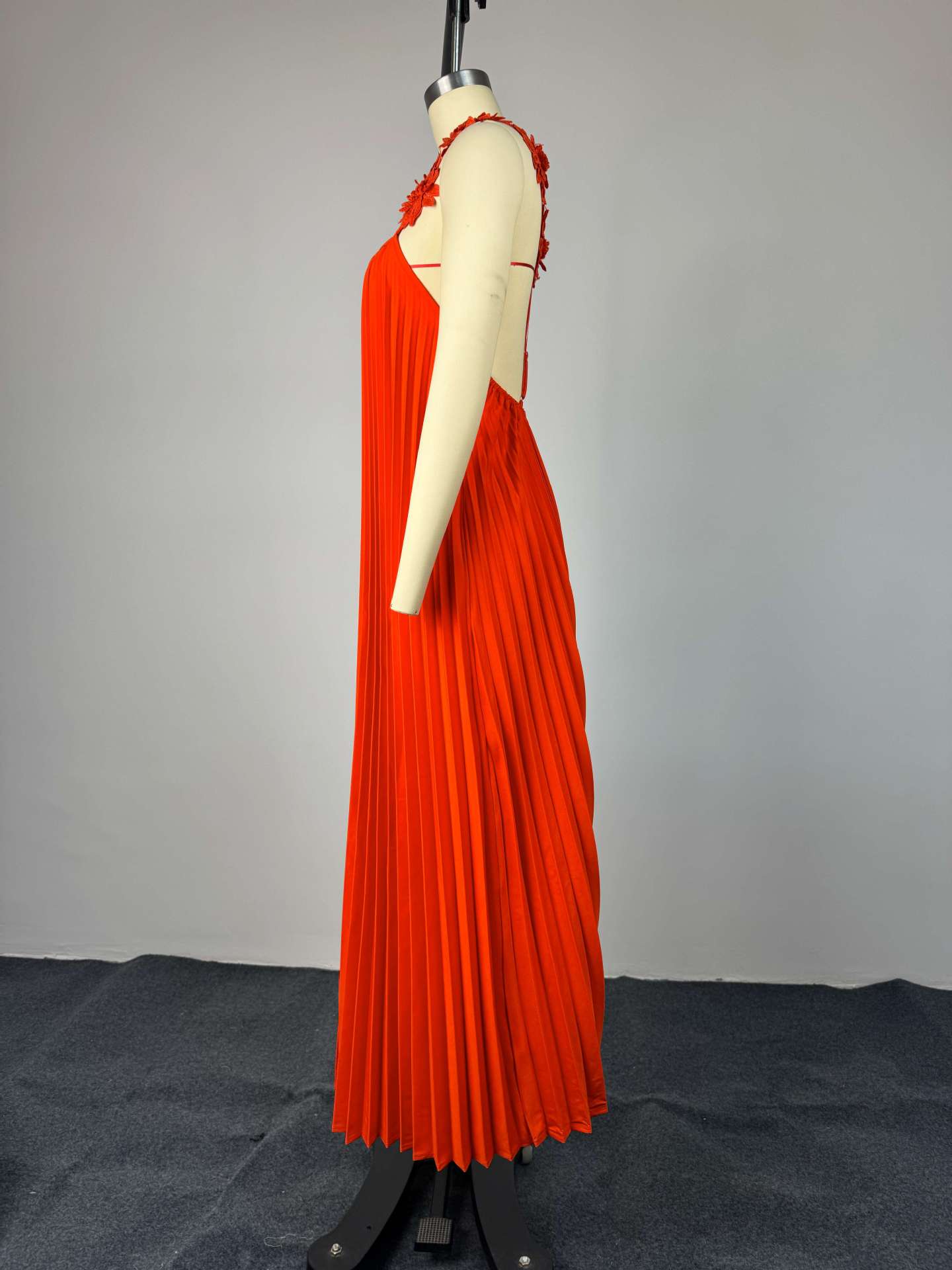Sweetheart Neckline Backless Maxi Dress – Flowy Ruffled Sundress With Smocked Bust For Beach Vacations & Date Nights (Orange Red, S-Xxl)_ecoleips.com