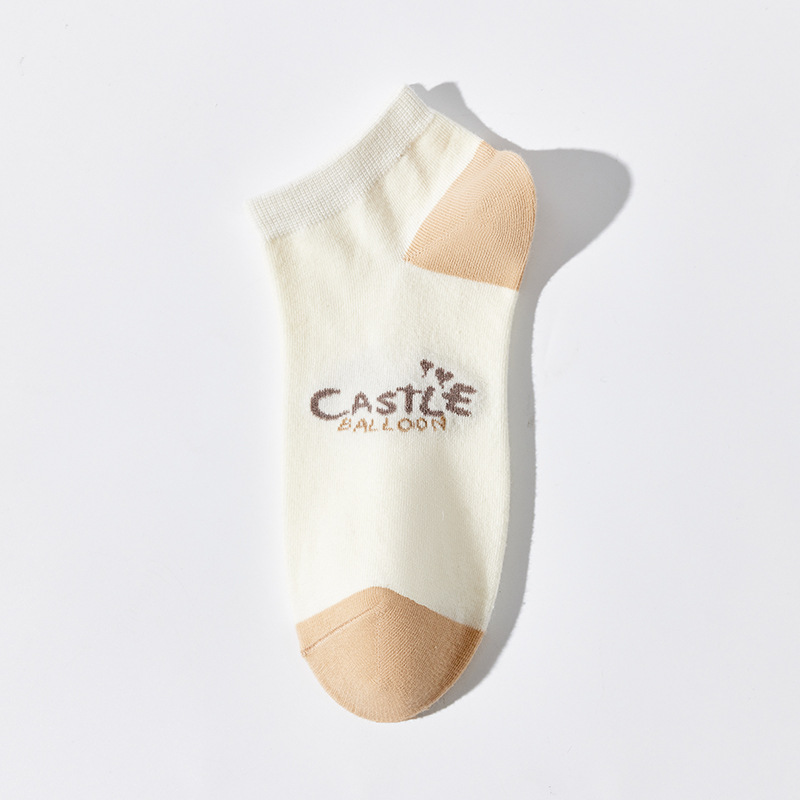 Nuevos calcetines japoneses calcetines de primavera y verano para mujeres calcetines de tobillo desodorante absorbente de sudor de alta apariencia para mujeres suministro de calcetines Zhuji lote de la industria