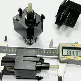 驾驶室及配件;车身及附件;其他冷却系统