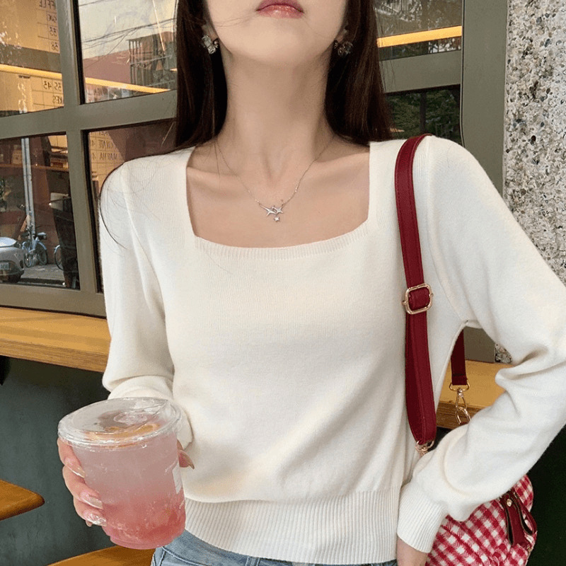 2025 New Square-Neck Knitwear, Slimming and Elegant, a Simple and Versatile Treasure Top for Commuting and Dating