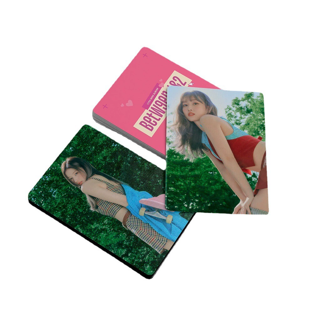 Spot TWICE альбом Small Card Sana Zhou Ziyu Lin Na's Persistent Postcard Lomo Little Card Wholesale