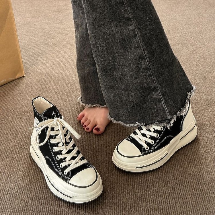 2024 Frühjahr und Herbst Saison Neue Leicht zu Tragen Casual Canvas Student Dicke Sohle Matsutake Single Erhöhung Atmungsaktiv_voghion.com