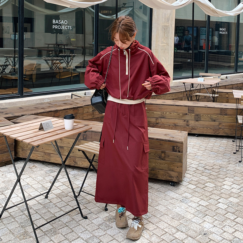 安哥拉红短上衣半身裙两件套女春季2025新今年流行时尚超好看套装