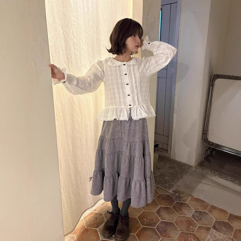 In Stock, Heavy Lace Doll Collar Shirt for Women, Autumn, Petite, Loose Fit, Elegant White Top Viapla*N