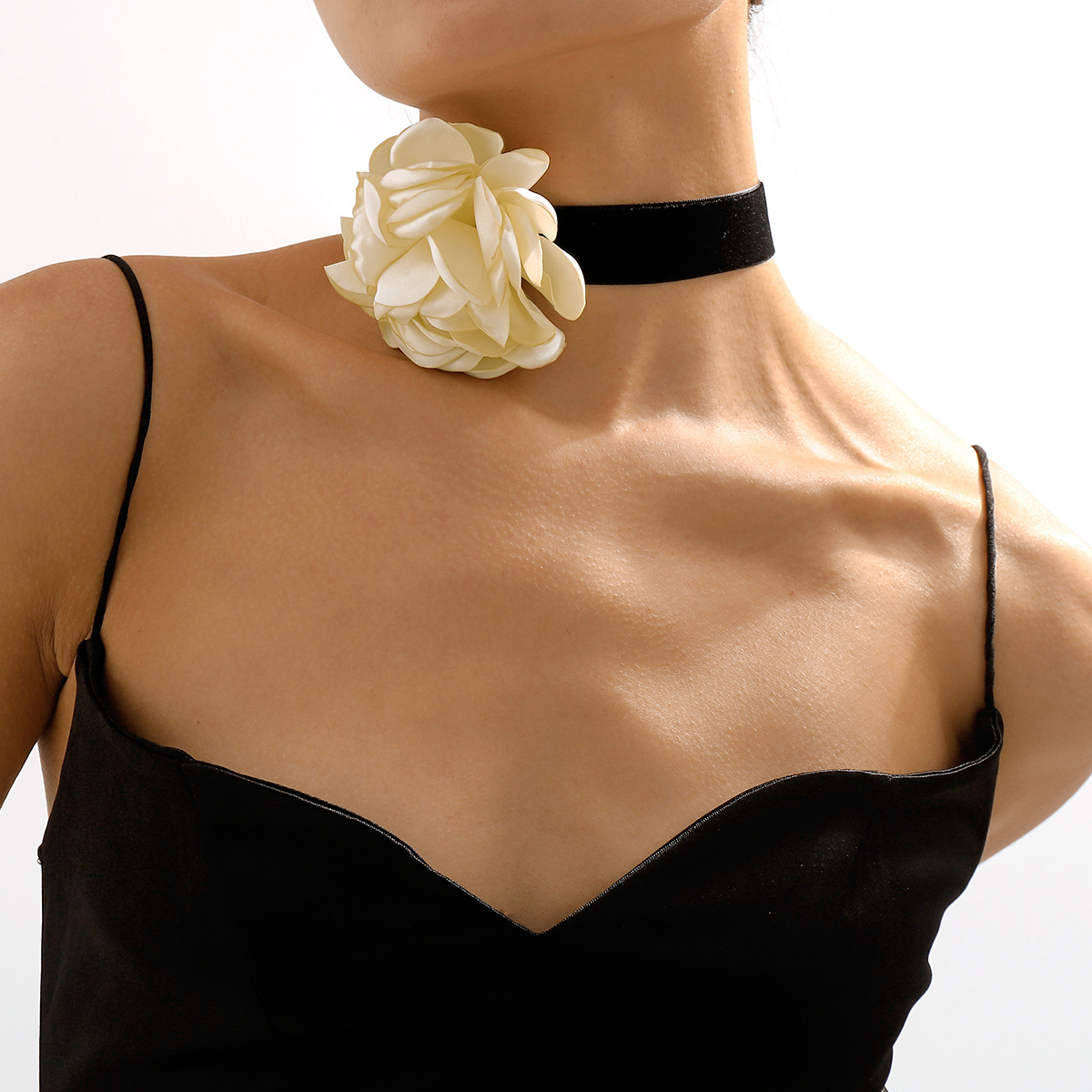 1 Pièce Mode Fleur Chiffon Flocage Tissu Fait Main Femmes Collier Ras De Cou display picture 12