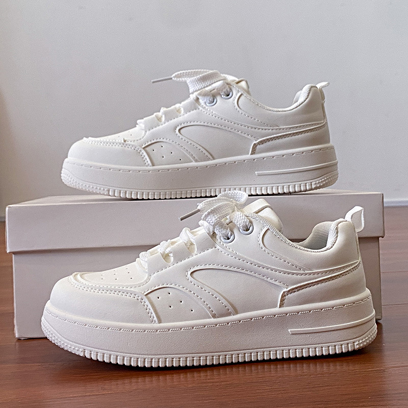 Zapatos de skate para mujeres, zapatos blancos para mujeres, zapatos japoneses, suela gruesa, otoño 2024 nuevos zapatos de skate, zapatos casuales de tendencia
