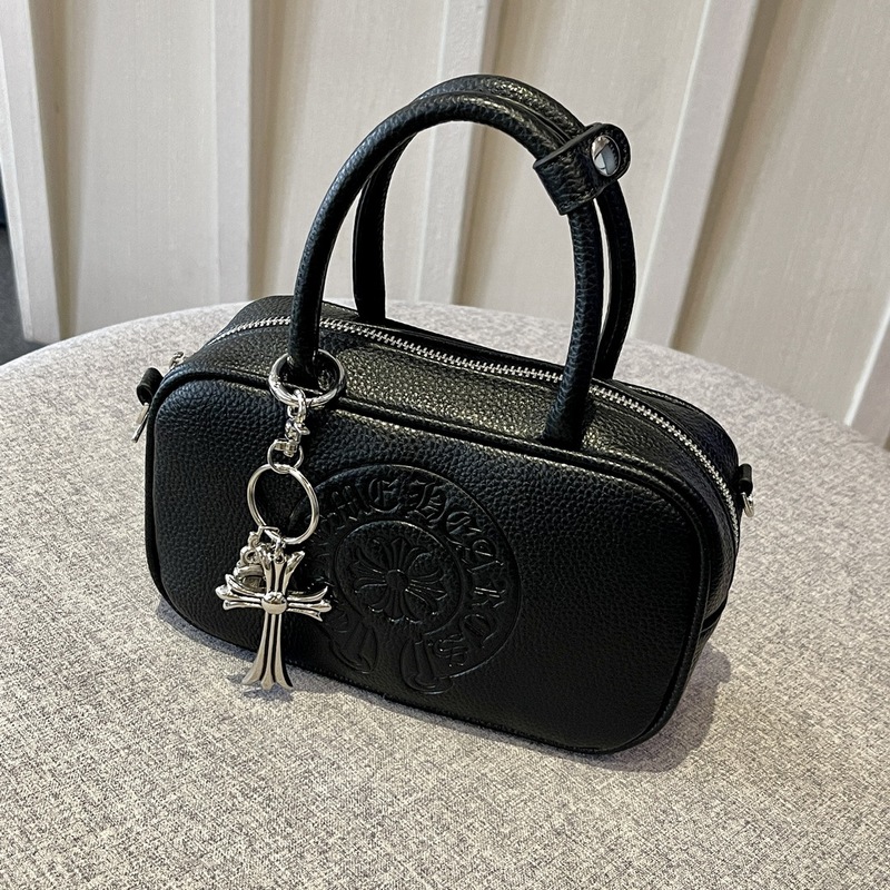 High-End Retro Cross-Shaped Bowling Bag for Women 2026 New Niche Design Versatile Boston Pillow Bag High-End Retro Cross-Shaped Bowling Bag for Women 2026 New Niche Design Versatile Boston Pillow Bag