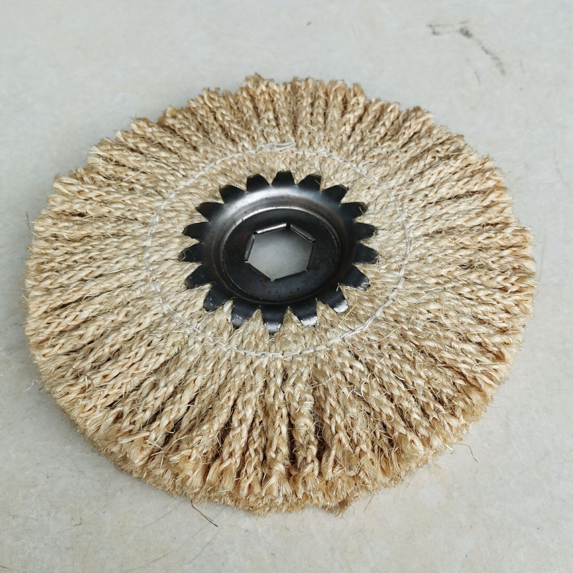 勺子餐具抛光纤维麻轮不锈钢抛光麻绳轮红绿泡油麻轮钛合金抛光轮