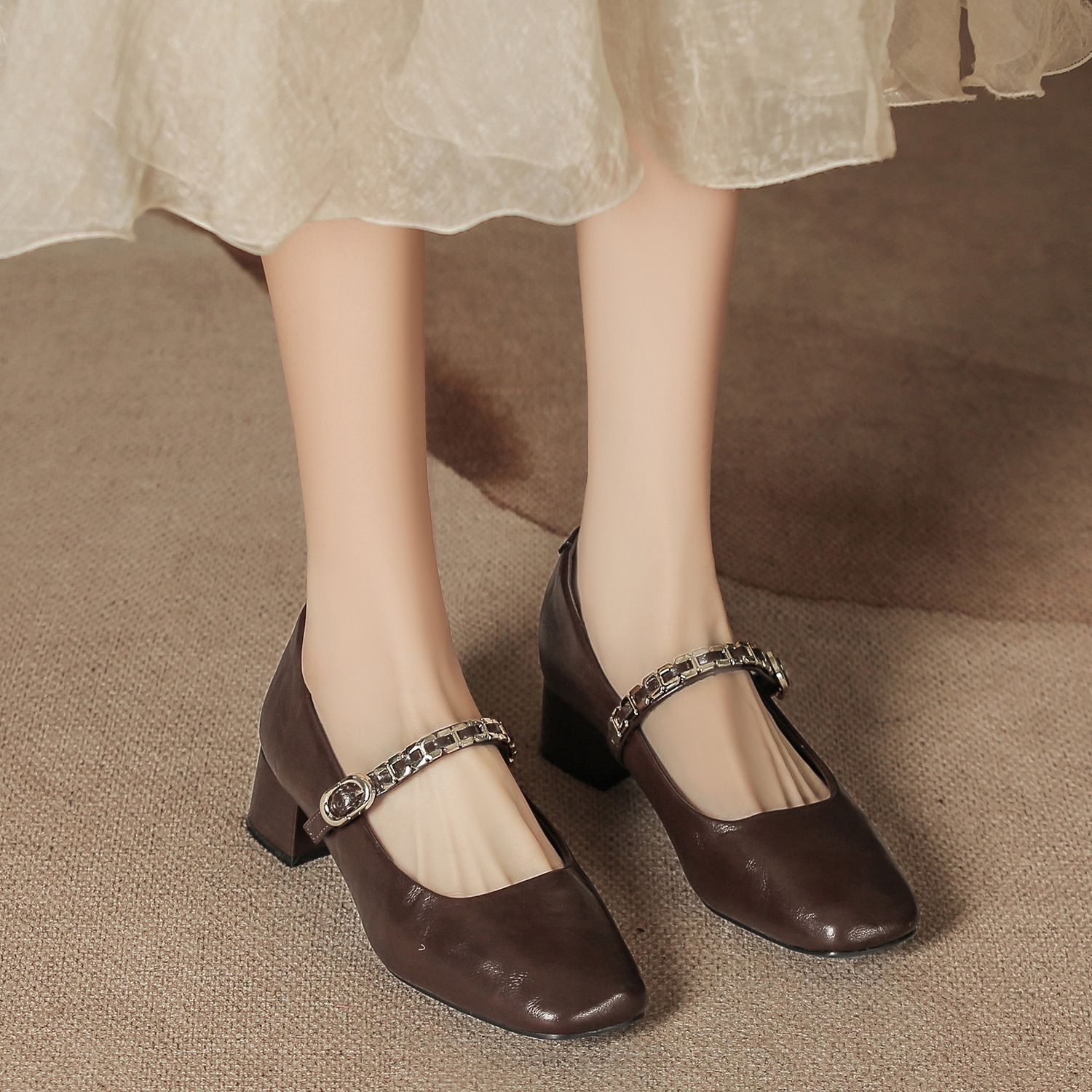 New Autumn And Winter High-heeled Shoes, Soft Leather, French Retro Style, Metal Strap Mary Jane, Chunky Heel, Square_vogvips.com