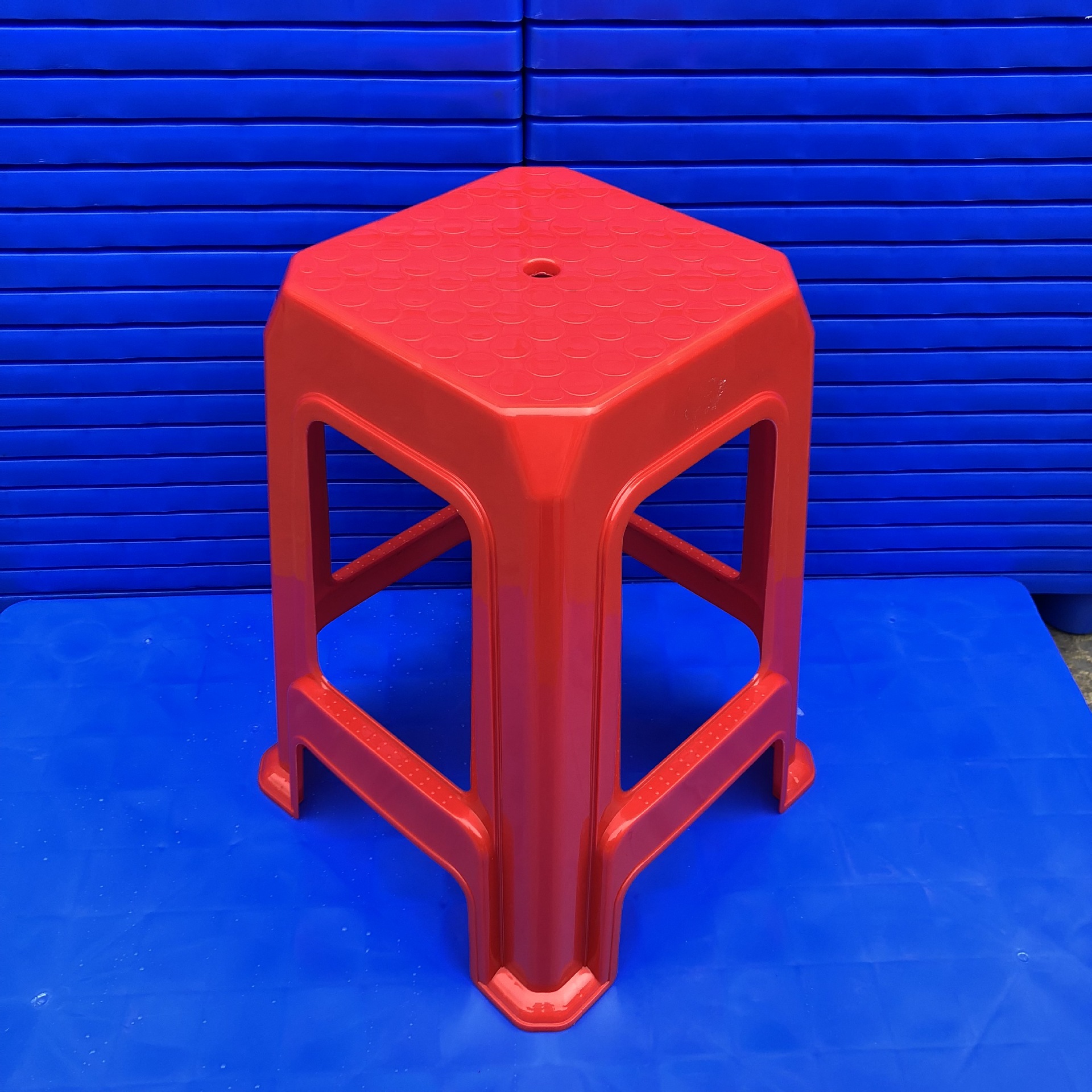 工产线专用塑料椅子 55CM加高加厚塑料凳子 广东蓝天厂家供应