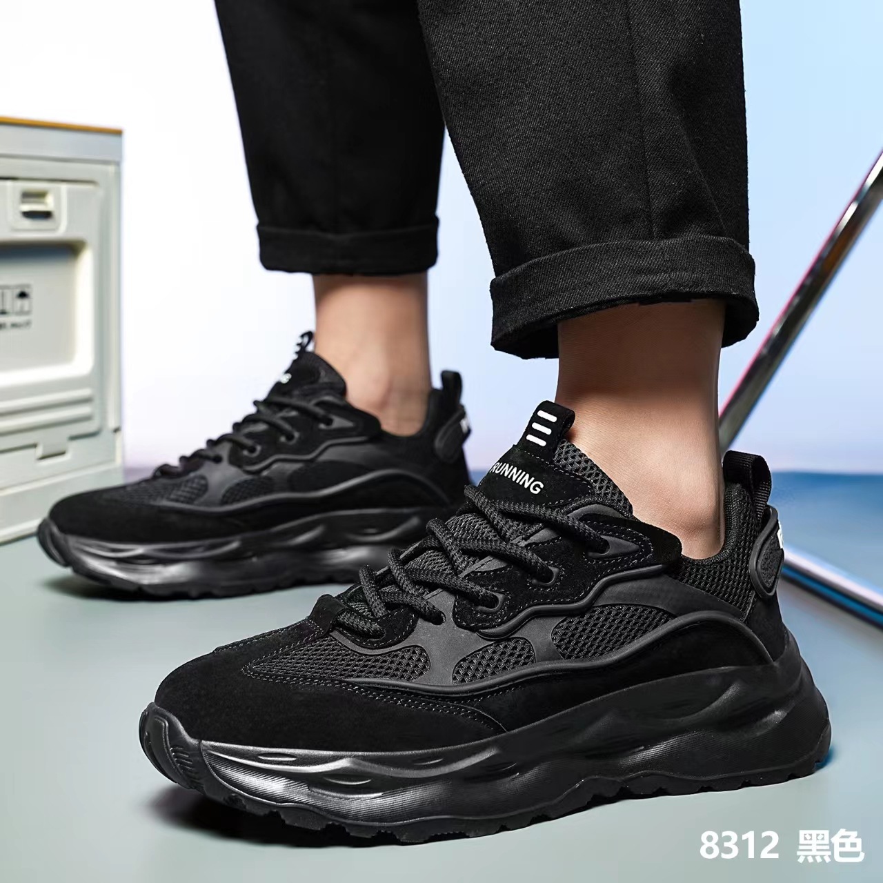 Zapatos de hombre de moda 2024 nuevos zapatos de malla transpirables de verano aumentan la altura de los zapatos deportivos casuales de hombre zapatos de suela gruesa