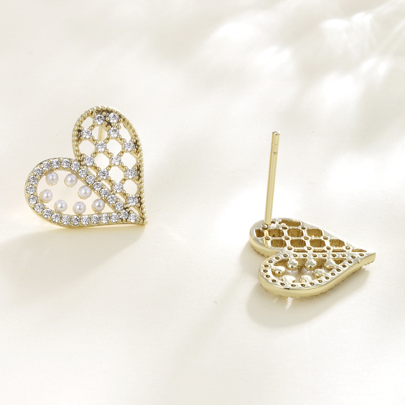 Joyería Xuping aleación coreana de perla zircon amor percas nicho de alto nivel sensación de lujo ligero pendientes orejas para mujeres