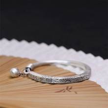 向日葵民族风999足银实心手镯雪花银纯手工錾刻银豆流苏实心银饰