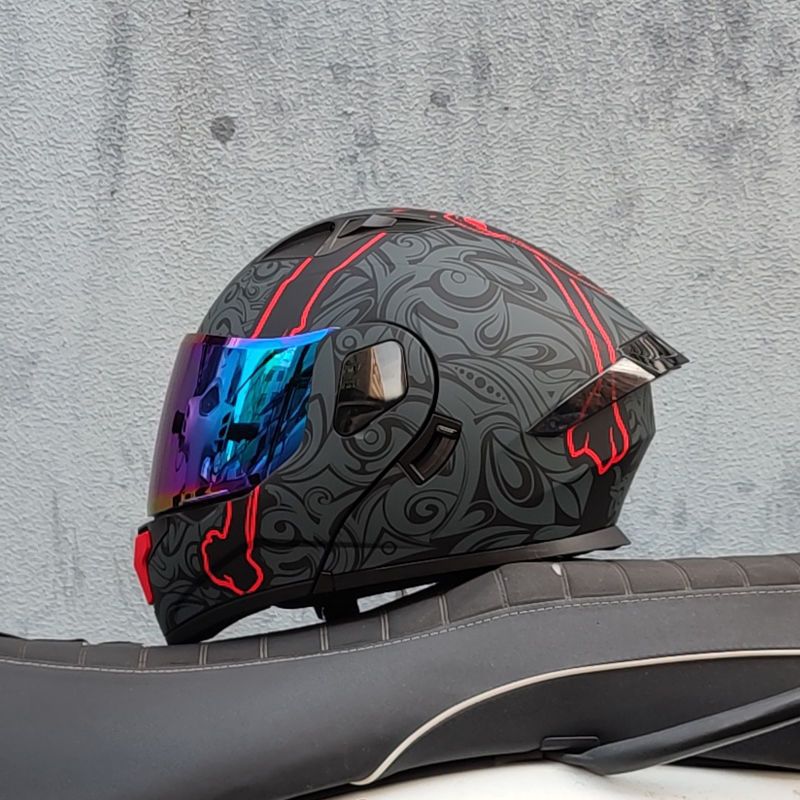 Motocicleta con doble espejo, casco para hombres y mujeres, casco para motocicletas, cuatro estaciones, cola de locomotora, casco Bluetooth, nuevo estándar nacional