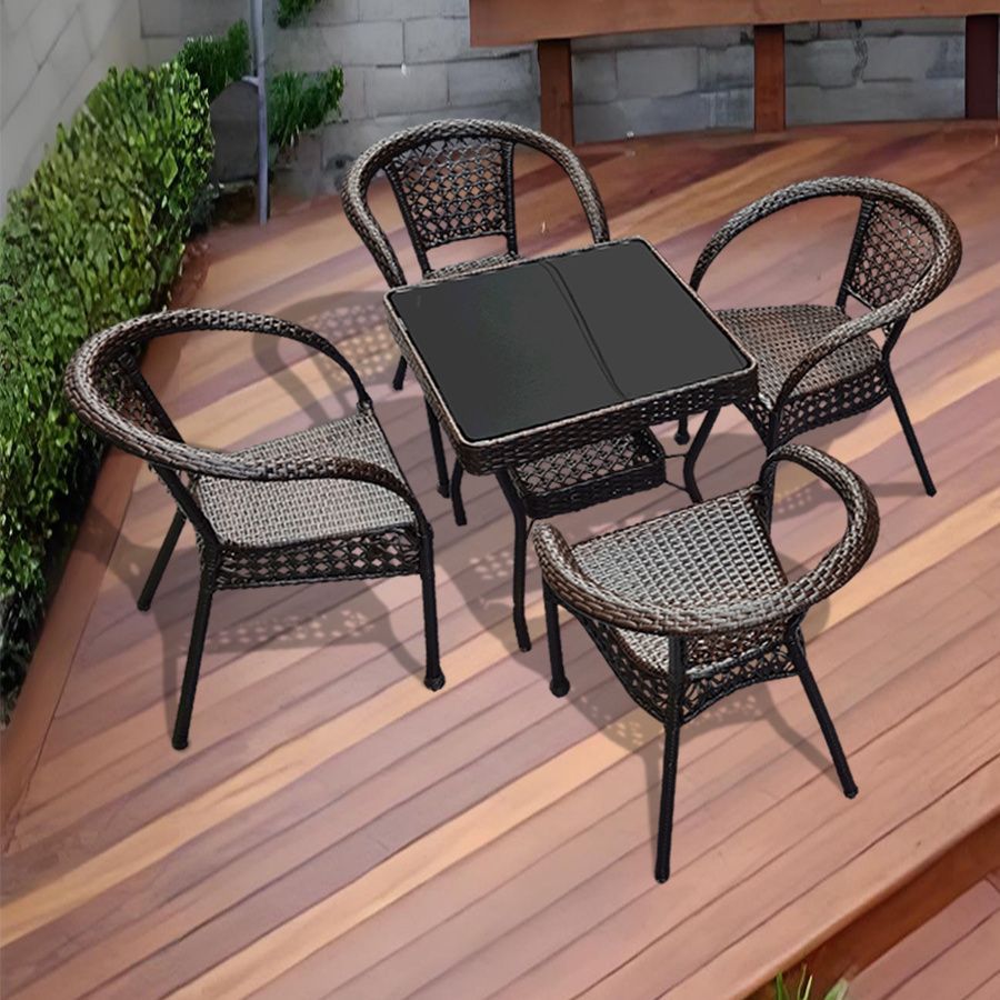 의자 4개 + 정사각형 테이블 65개