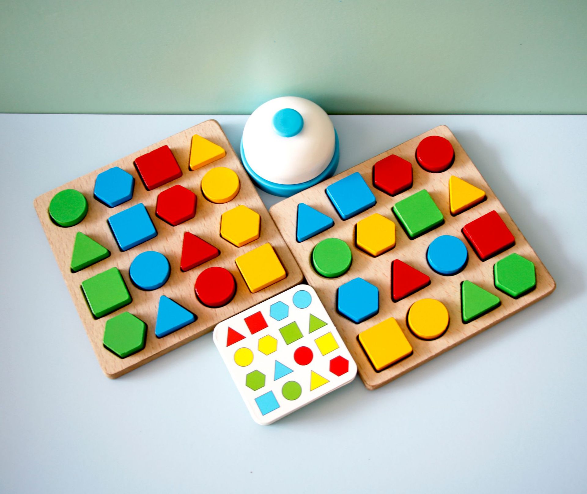 Forma geométrica de madera juego de batalla juego rompecabezas Infantil Educación Temprana juego de escritorio interactivo entre padres e hijos bloques de construcción montaje