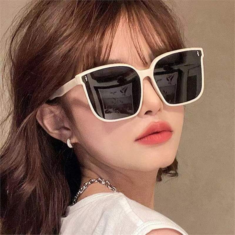 Metal vertical rice frame (off-white frame)