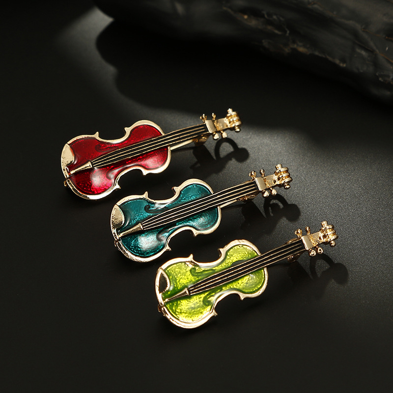 Fashion Violin Brooch Women's ins Trendy Personalized Pin Women's Corsage Cute Woolen Chain Accessories Clothing Spot