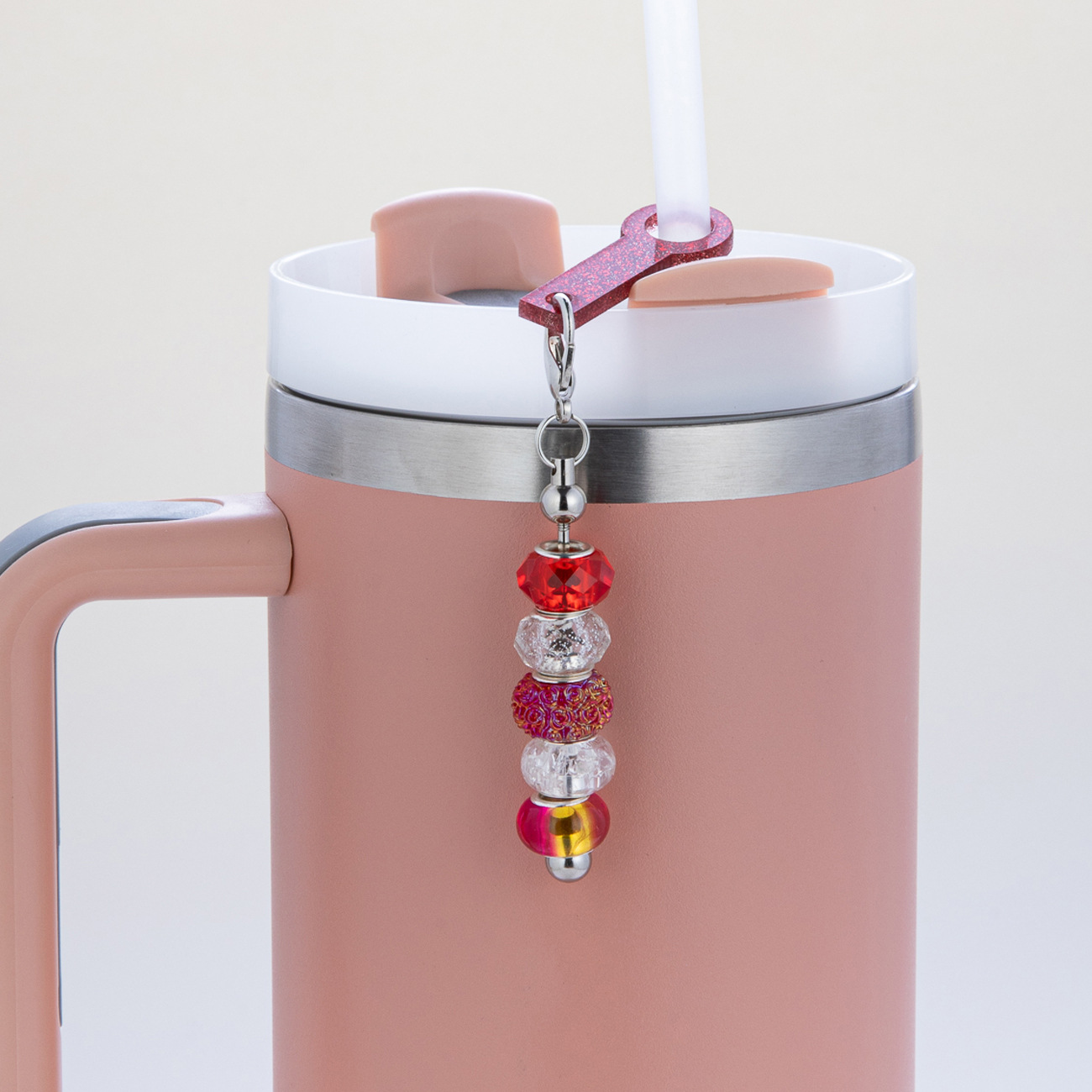 Punto DIY con cuentas de acrílico colgante de pajita para taza de agua de 8mm-10mm accesorios de pajita decoración al por mayor