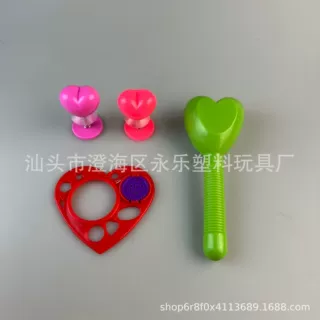 生产定制各种迷你心形小玩具 可印LOGO桃心沙锤弹跳公仔玩具赠品
