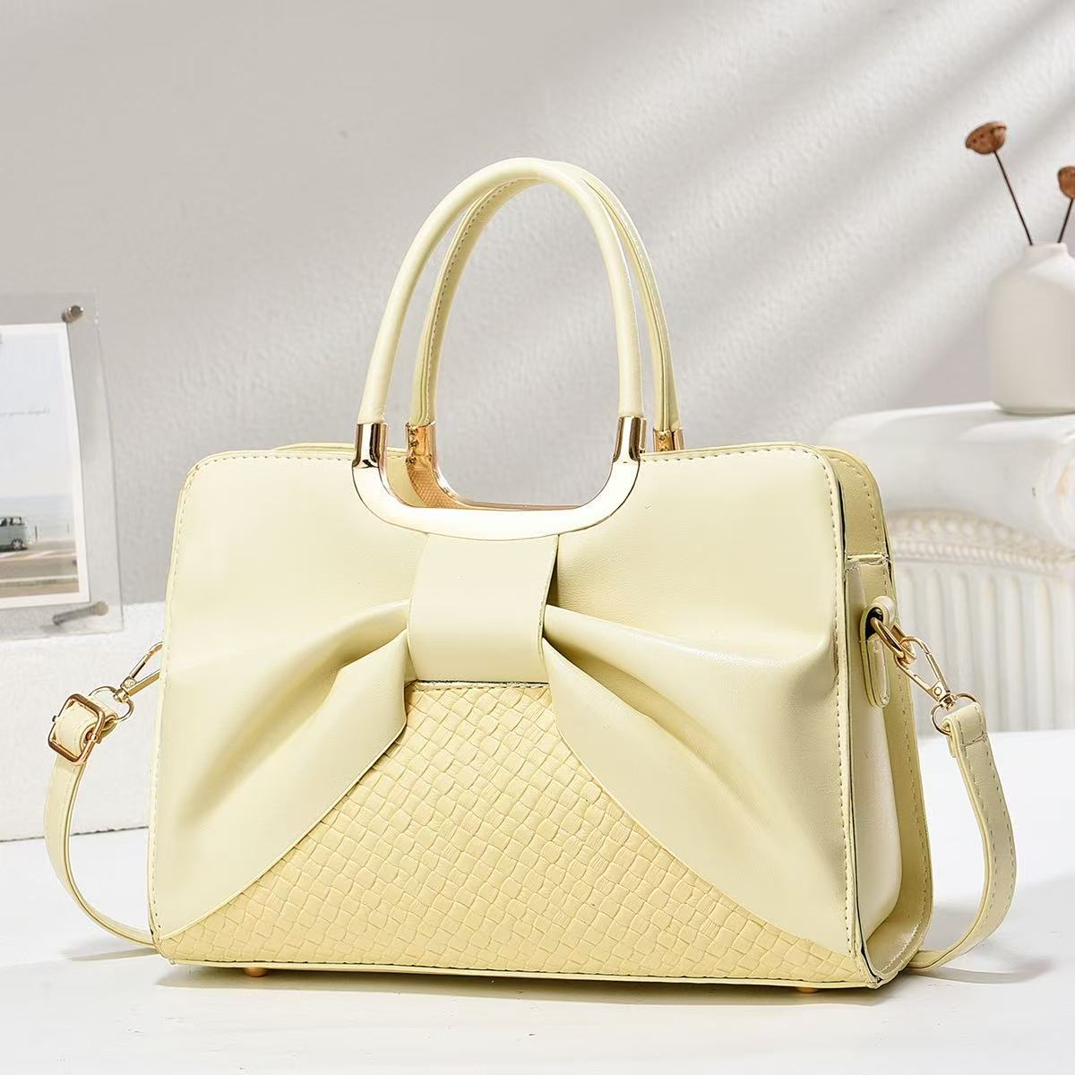 Bolso de gran capacidad Bolso femenino de moda Bolso de madre de mediana edad Bolso bandolera de un solo hombro atmosférico de alta gama
