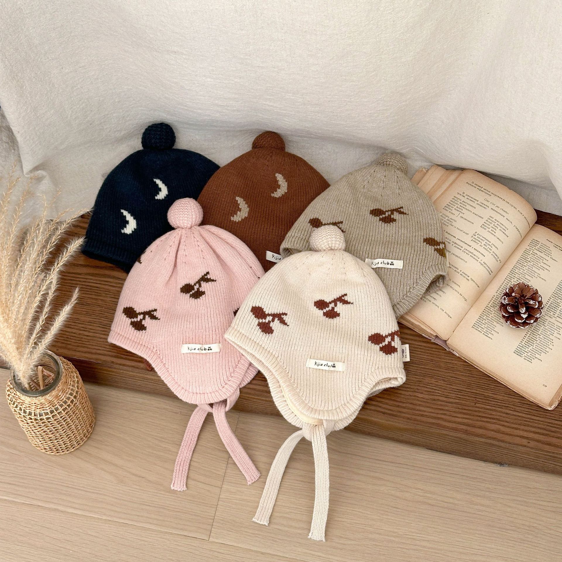 Sombreros para bebés y niños pequeños, ropa de invierno, estilo español, sombreros de lana extranjero para hombres y mujeres, bebés de luna, gorras de tejido con lazos
