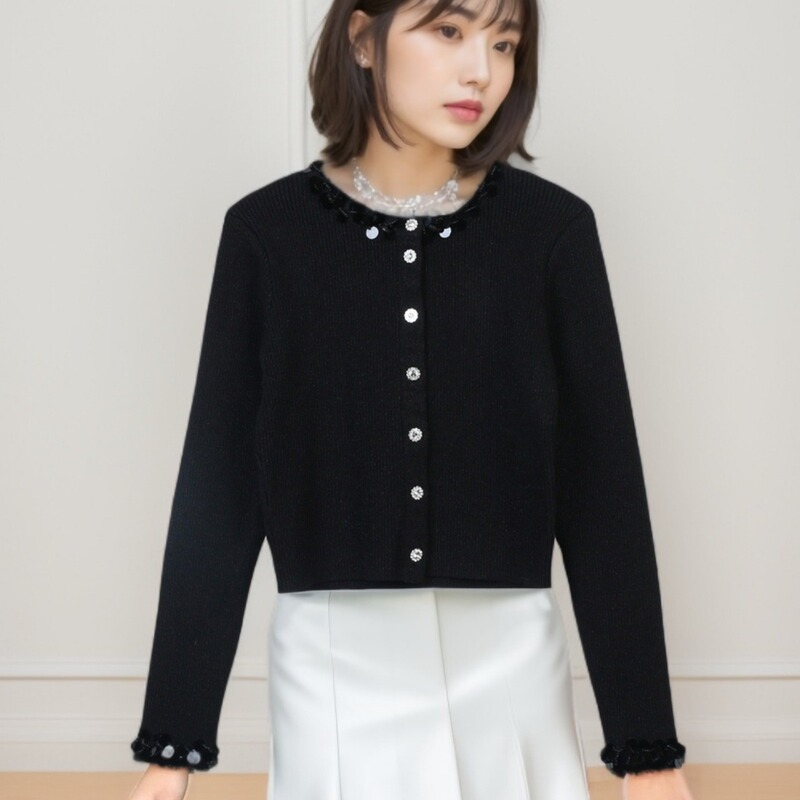 Xiao Xiang Feng Short Cardigan Knitted Sweater Heavy Industry This Slim-fit Joker Solid Color Long Sleeve 2024 New Women's Knitted