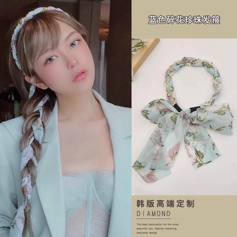 Knitted retro scarf, high-quality vintage style — patterned headband & triangular kerchief