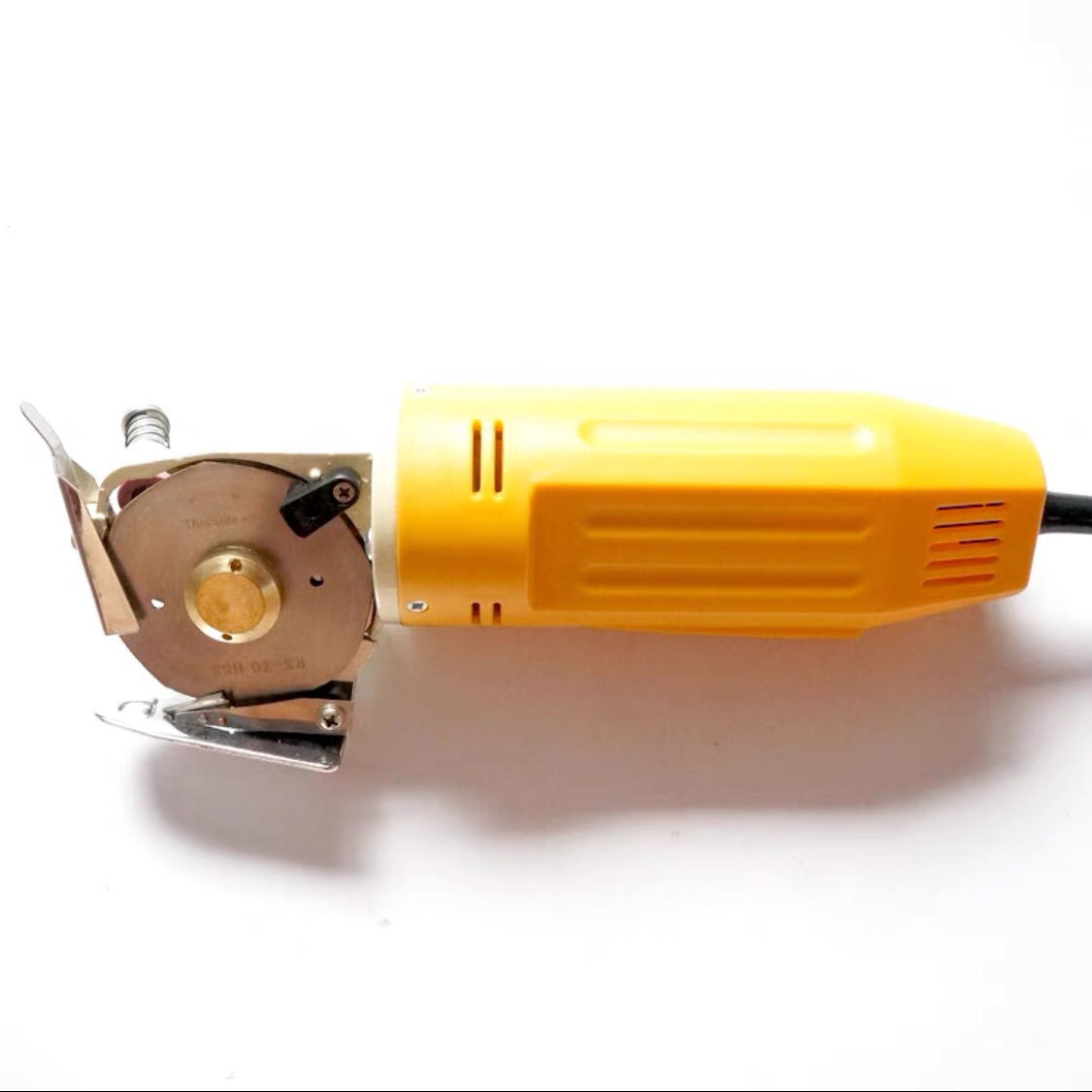 电剪刀裁布电动剪刀手持式窗帘地毯毛毡裁剪机自动磨刀圆刀裁剪机