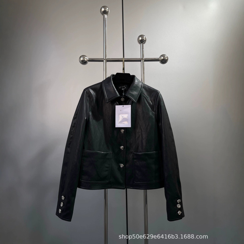 2026 new black lapel leather jacket for women, short style, single-breasted, with metal buttons, retro motorcycle jacket